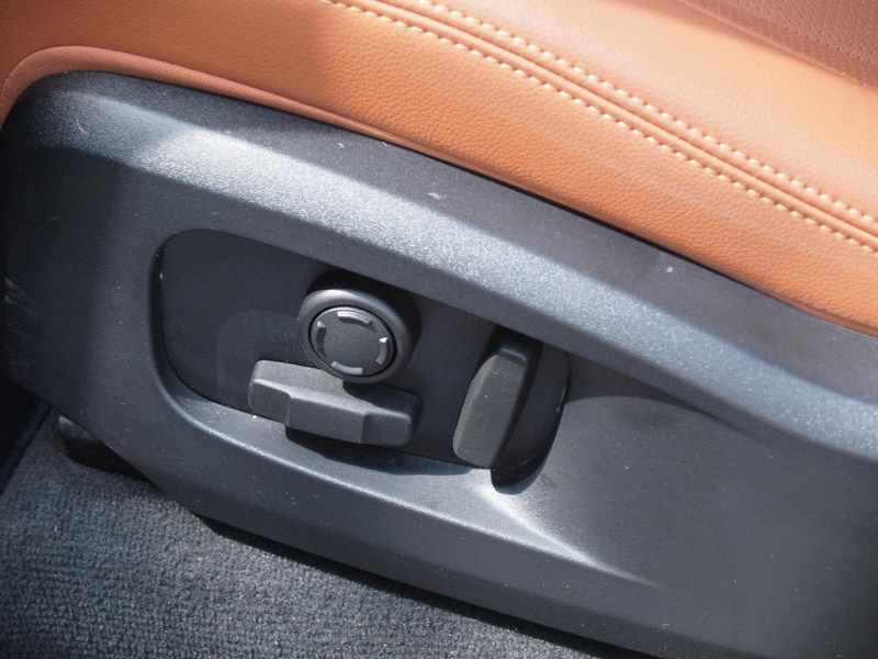 Jaguar F-Pace 2.0 P400e PHEV SE R-Dynamic | Panoramadak | Camera — photo 33