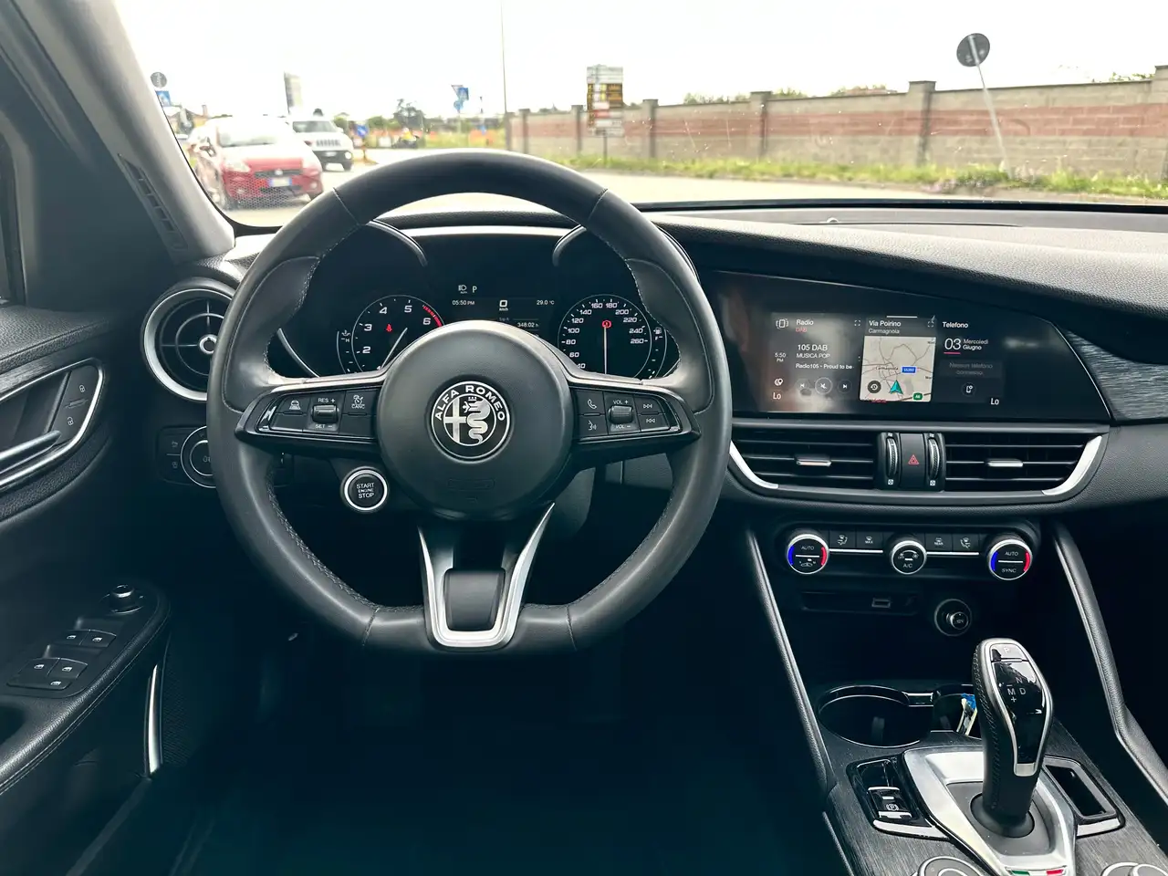 Alfa Romeo Giulia 2021 — фото 8