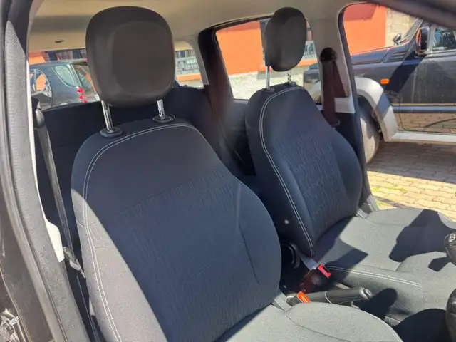 Fiat Panda view 13