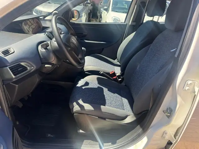 Fiat Panda view 12