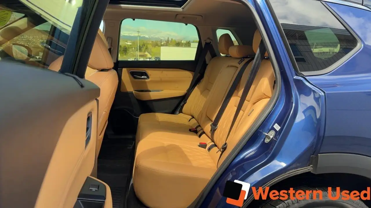 Nissan Rogue снимка Nissan Rogue