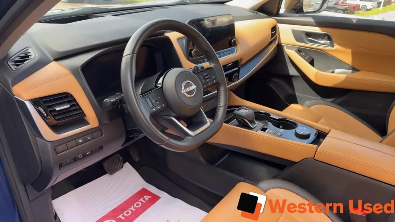 Nissan Rogue снимка Nissan Rogue