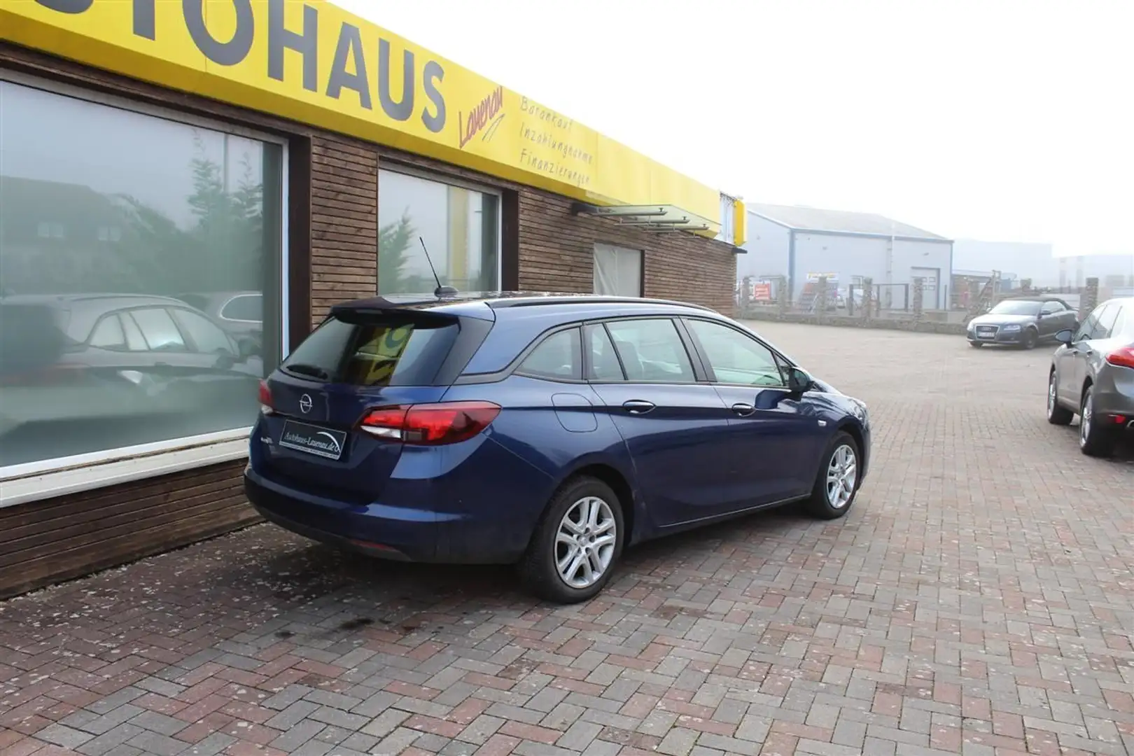Opel Astra 1.5 CDTI Sports Tourer Business Elegance Bleu - 2