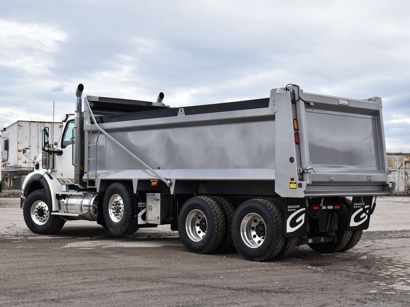 2026 International HX620