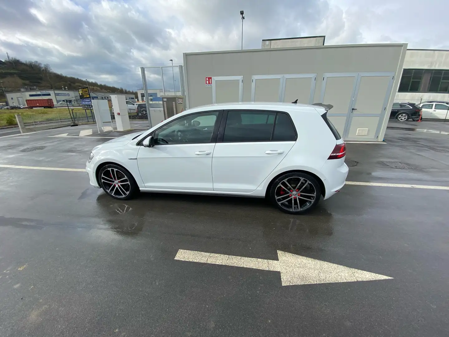 Volkswagen Golf GTD Белый - 2