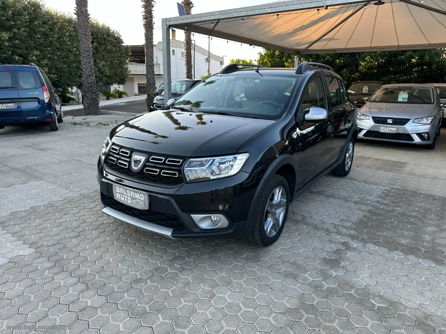 Dacia Sandero Stepway 0.9 TCe 12V T-GPL 90 S&S Nero - 1