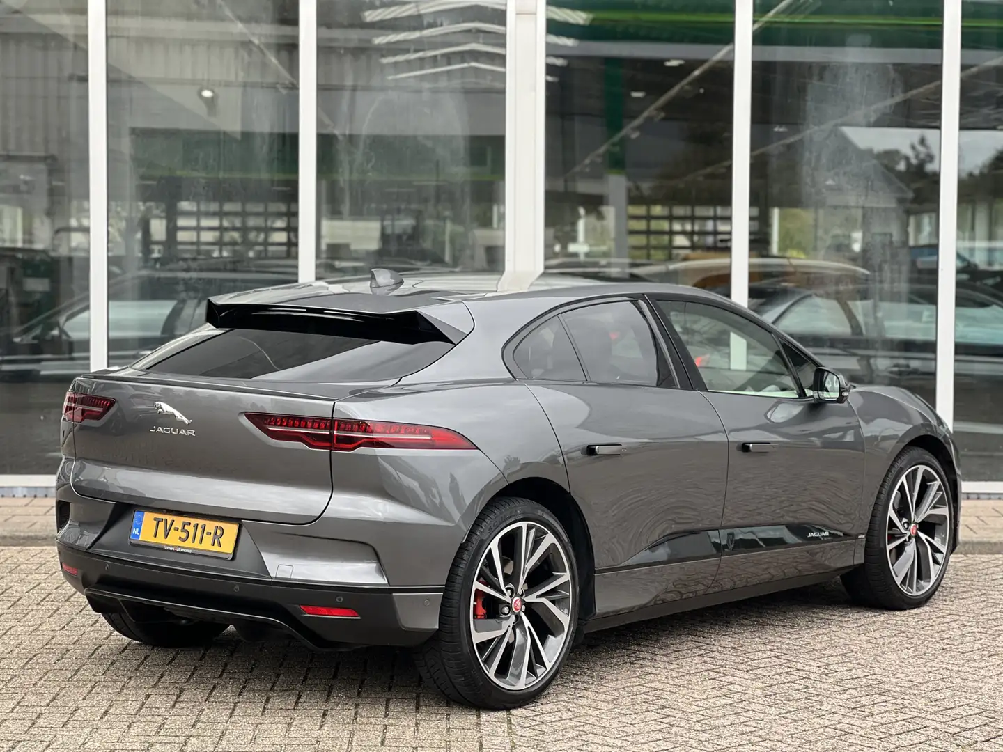 Jaguar I-Pace EV400 First Edition | Luchtvering | 22'' | Panoram Grey - 2