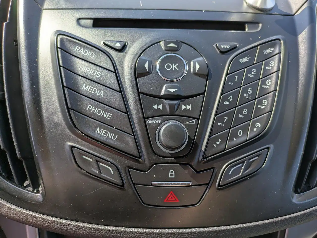 Ford Escape photo Ford Escape