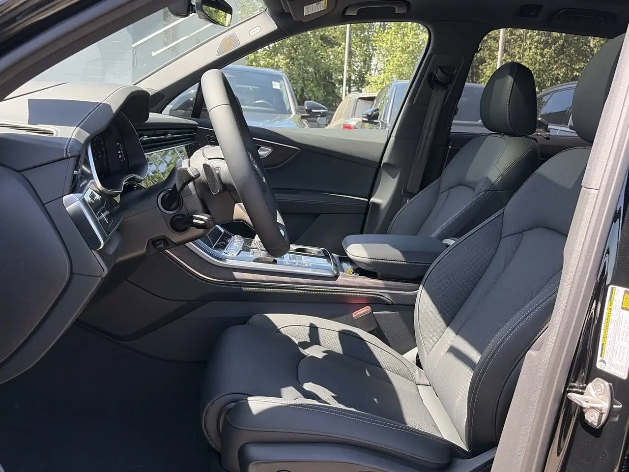 Audi Q7 снимка Audi Q7