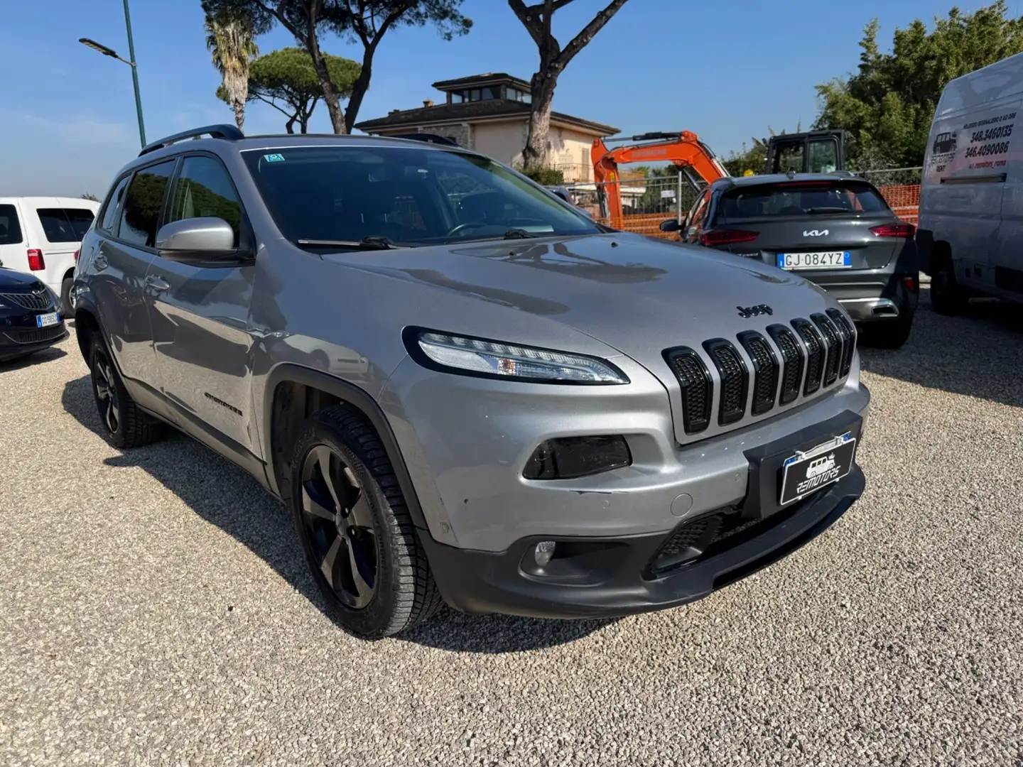 Jeep Cherokee Cherokee 2.2 mjt II Night Eagle 4wd 185cv automy18 Grigio - 1