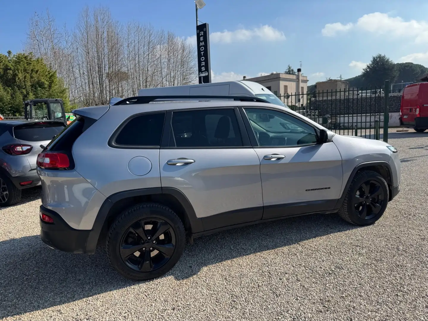 Jeep Cherokee Cherokee 2.2 mjt II Night Eagle 4wd 185cv automy18 Grigio - 2