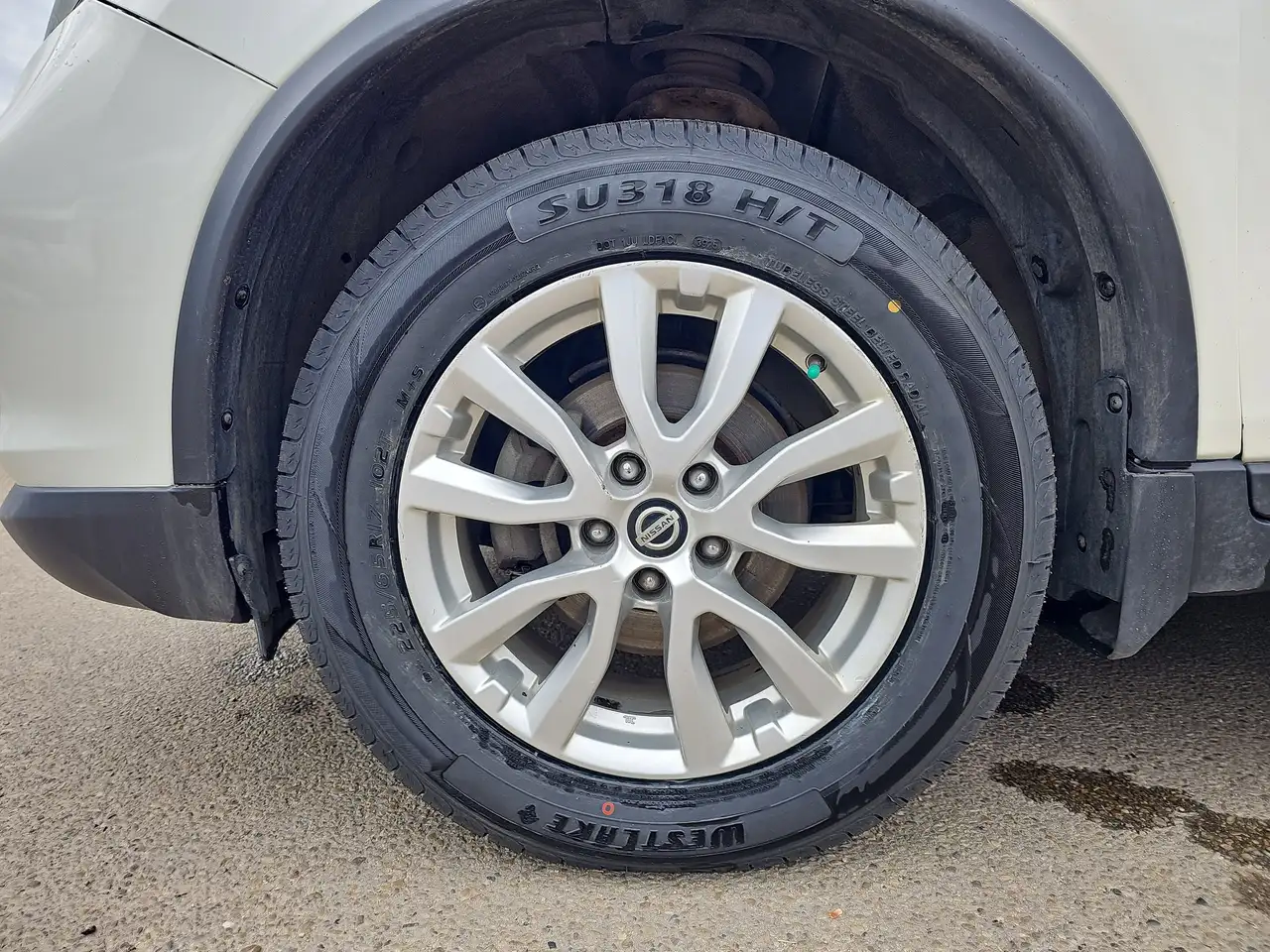 Nissan Rogue снимка Nissan Rogue