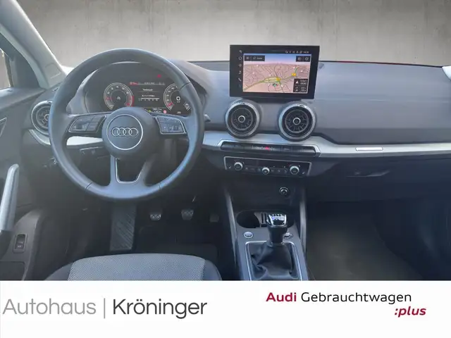 Audi Q2 view 13