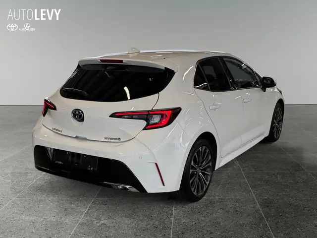 Toyota Corolla view 6