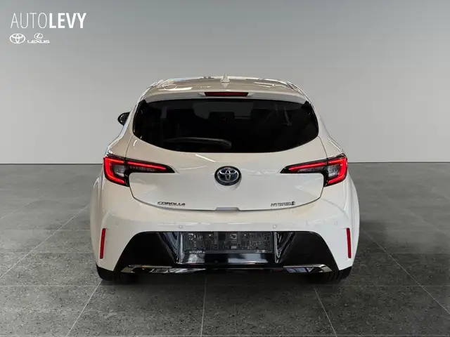 Toyota Corolla view 5