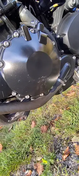 Triumph Speed Triple 1050 - foto 3