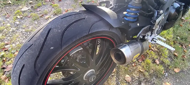 Triumph Speed Triple 1050 - foto 5