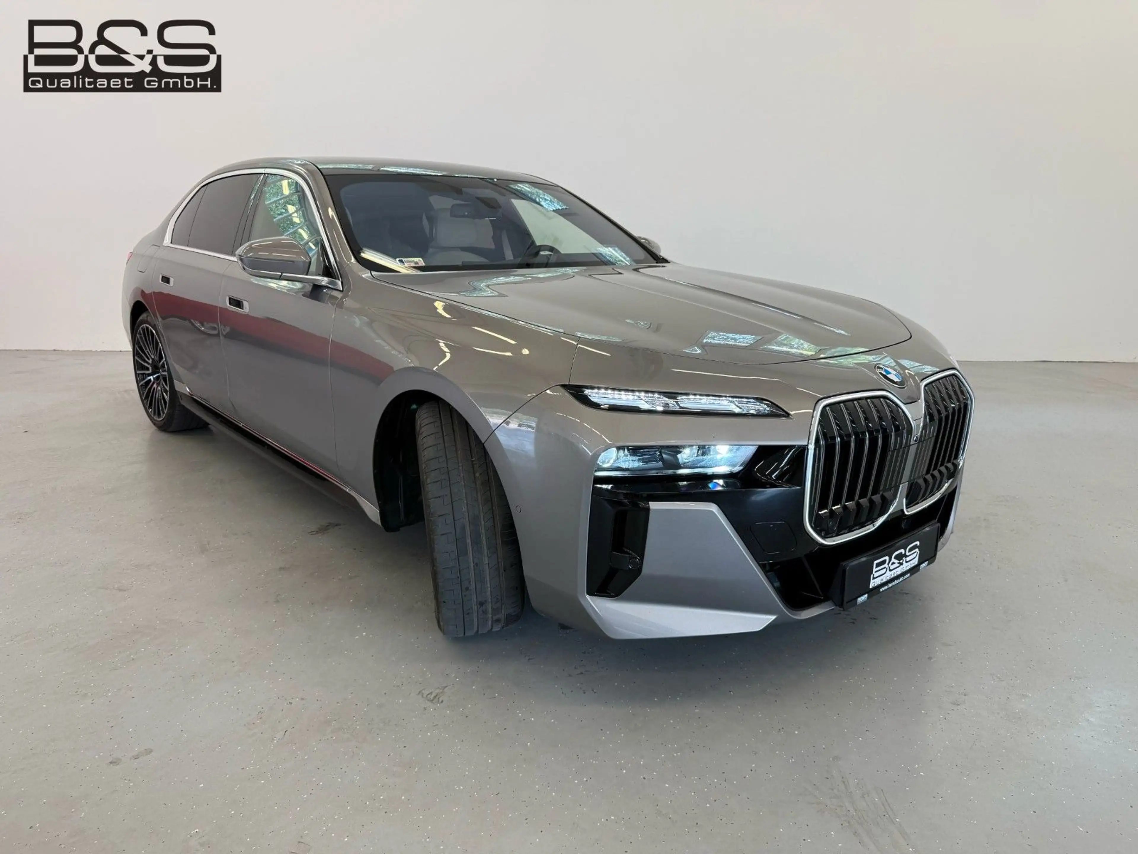 BMW 740 7 740 d xDrive M Sport |Mwst.ausweisbar|VOLL — photo 4