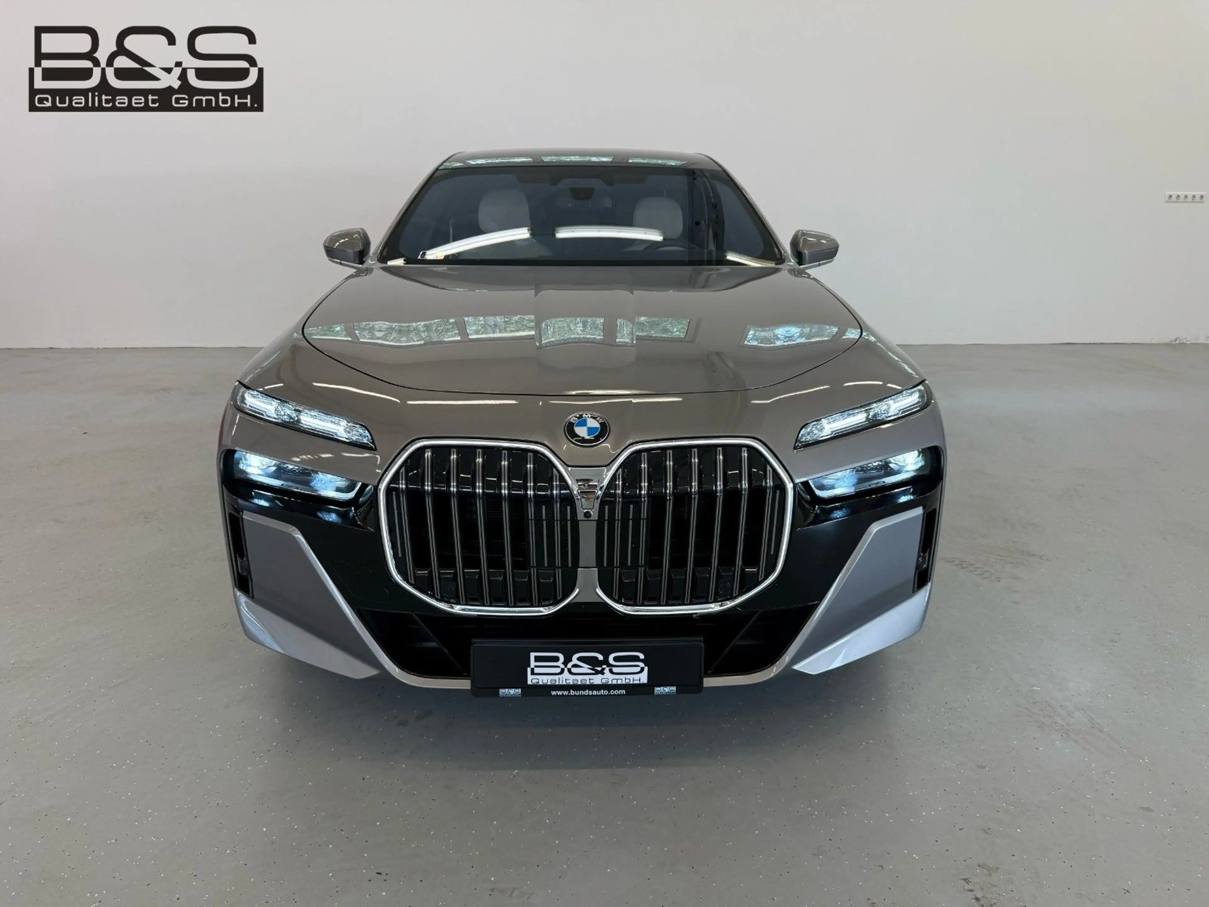 BMW 740 7 740 d xDrive M Sport |Mwst.ausweisbar|VOLL — photo 3