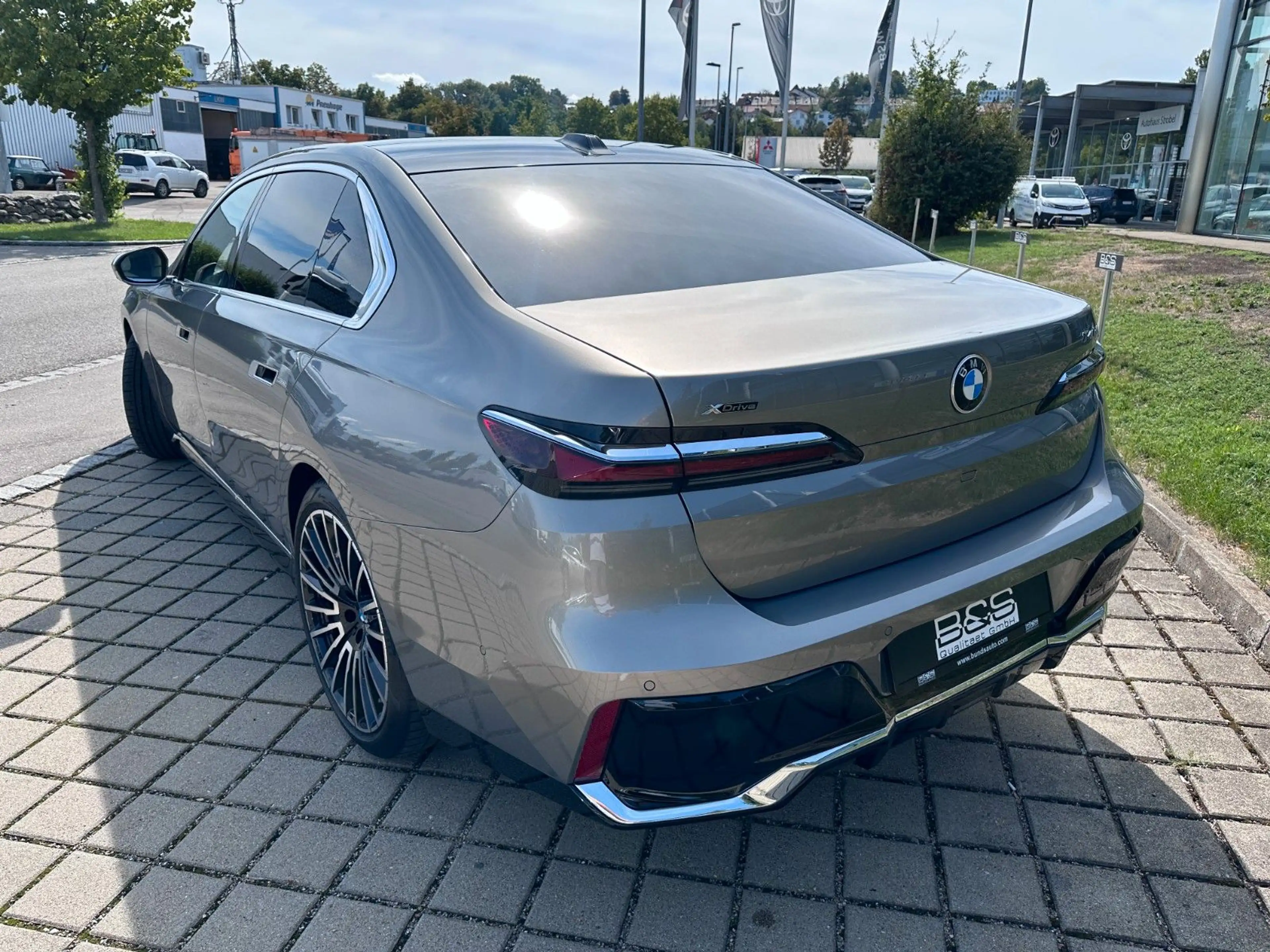 BMW 740 7 740 d xDrive M Sport |Mwst.ausweisbar|VOLL — photo 6