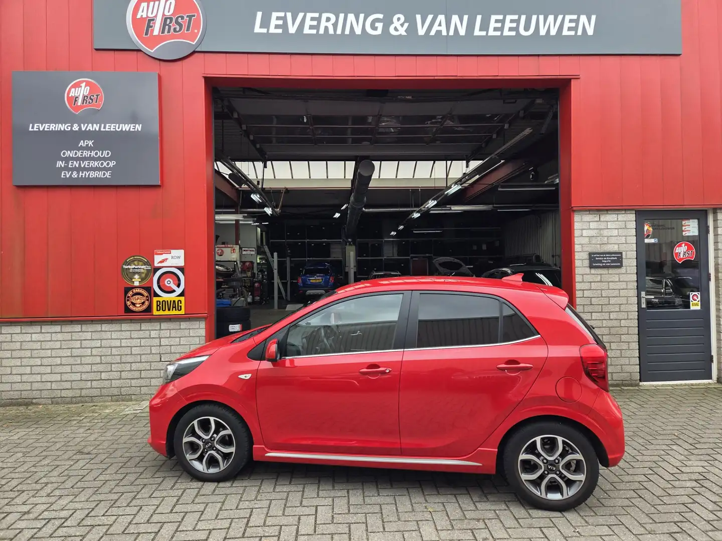 Kia Picanto 1.0 MPi GT-Line Edition Lederen bekleding/ Navigat Rood - 2
