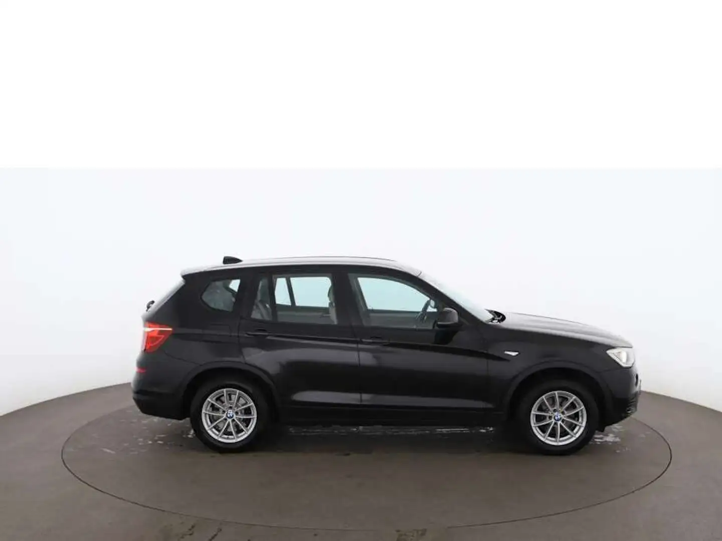 BMW X3 xDrive20d Aut XENON NAVI R-CAM LEDER SITZHZG Fekete - 2