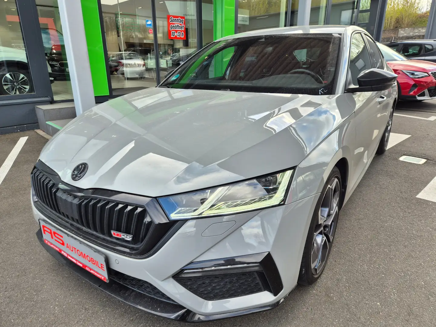 Skoda Octavia RS Grijs - 2