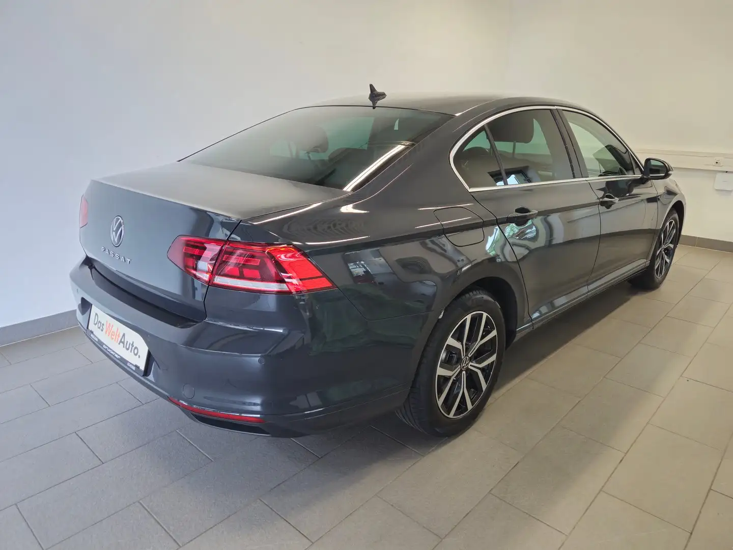 Volkswagen Passat Business TDI Grijs - 2