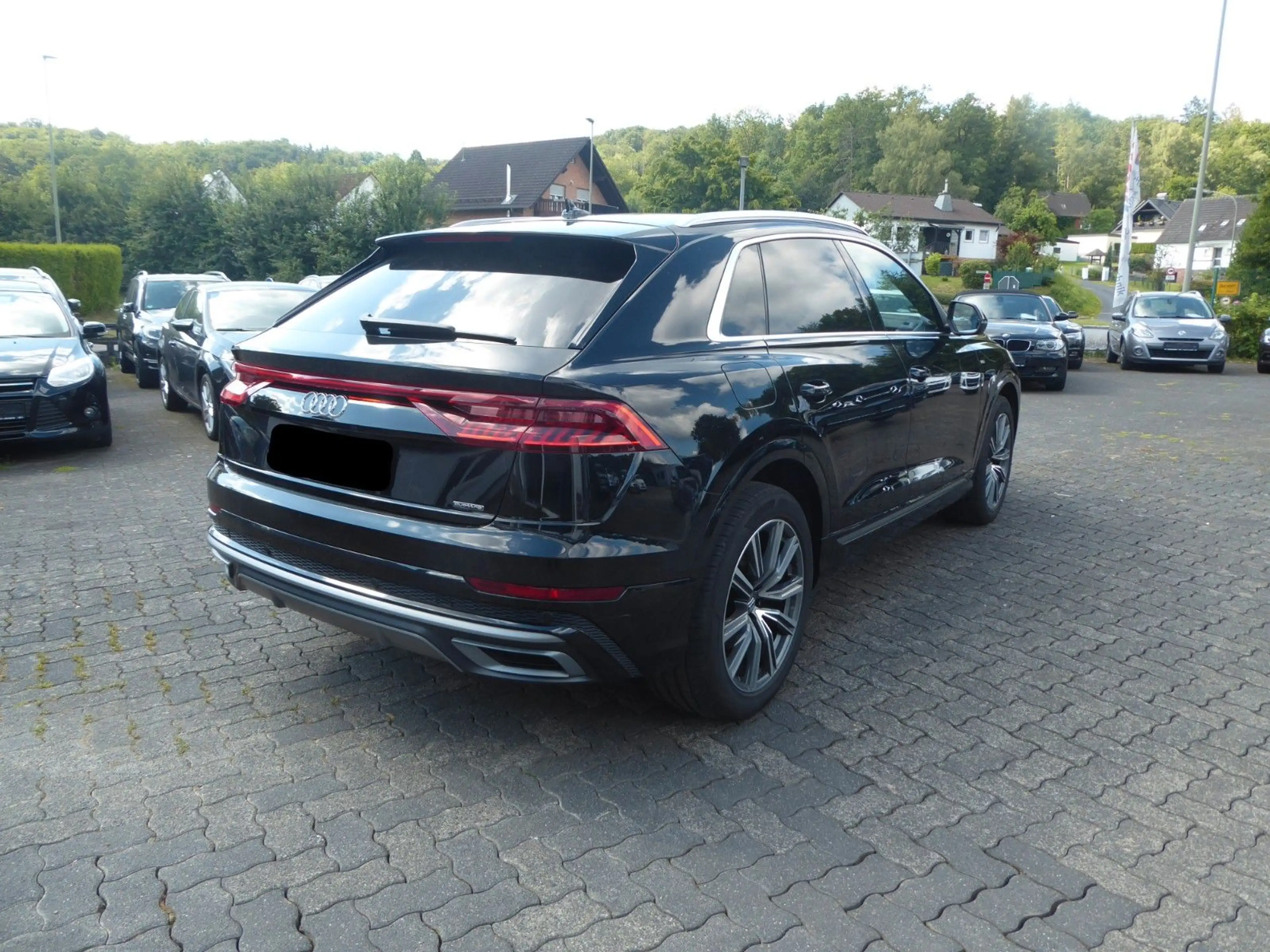 Audi Q8 50 TDI quattro 3 x  S Line Sport Plus — photo 2