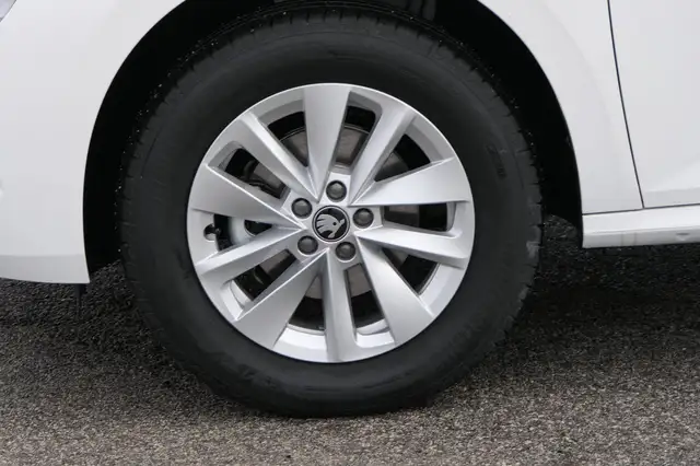 Skoda Kamiq view 3