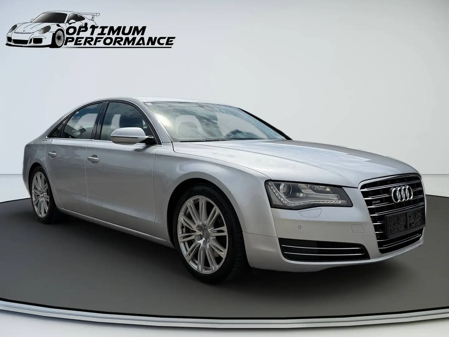 Audi A8 3.0 TDI quattro Silber - 2
