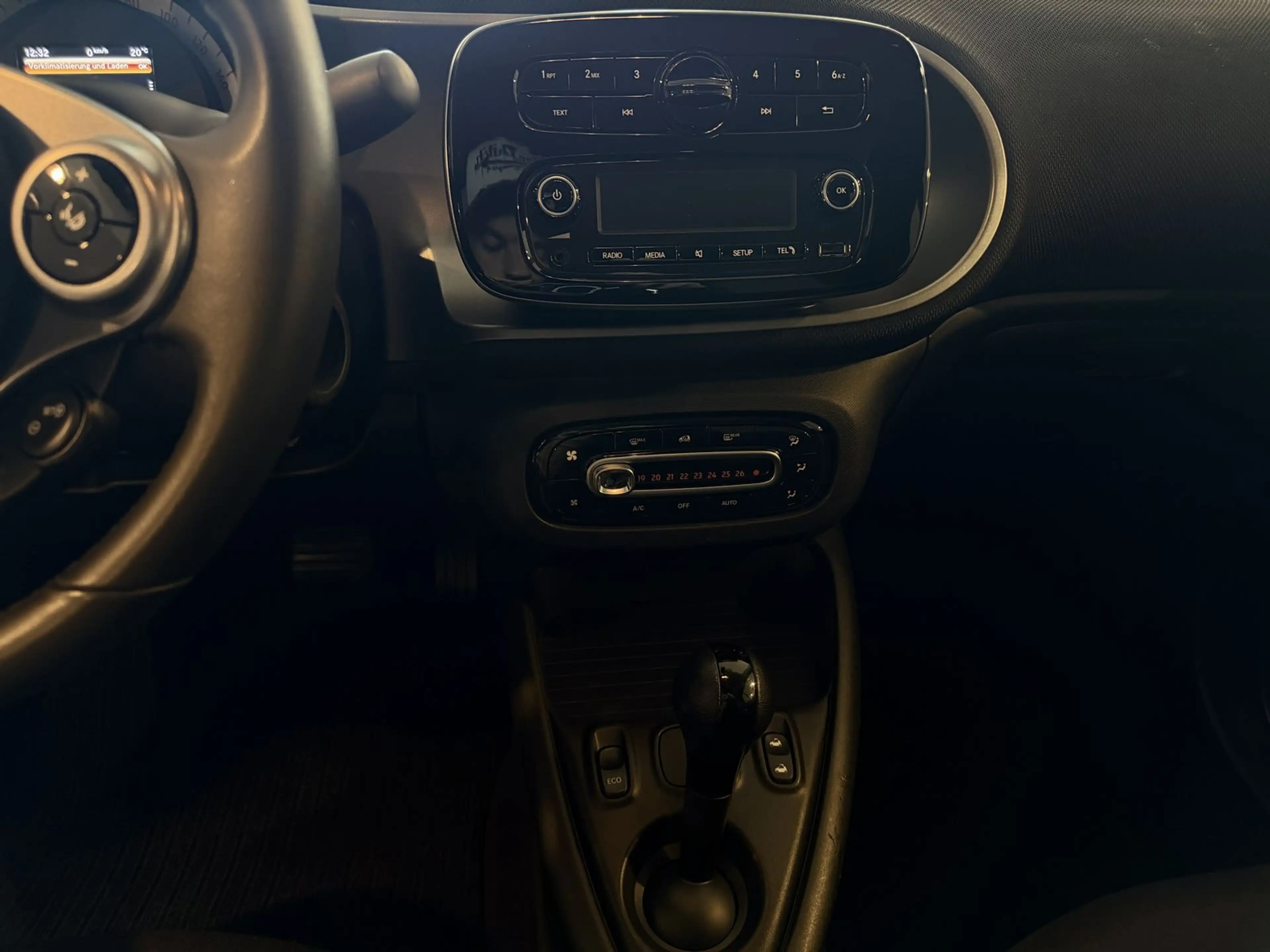smart forTwo fortwo Cabrio electric drive EQ *1. Hand-MwSt* — photo 14
