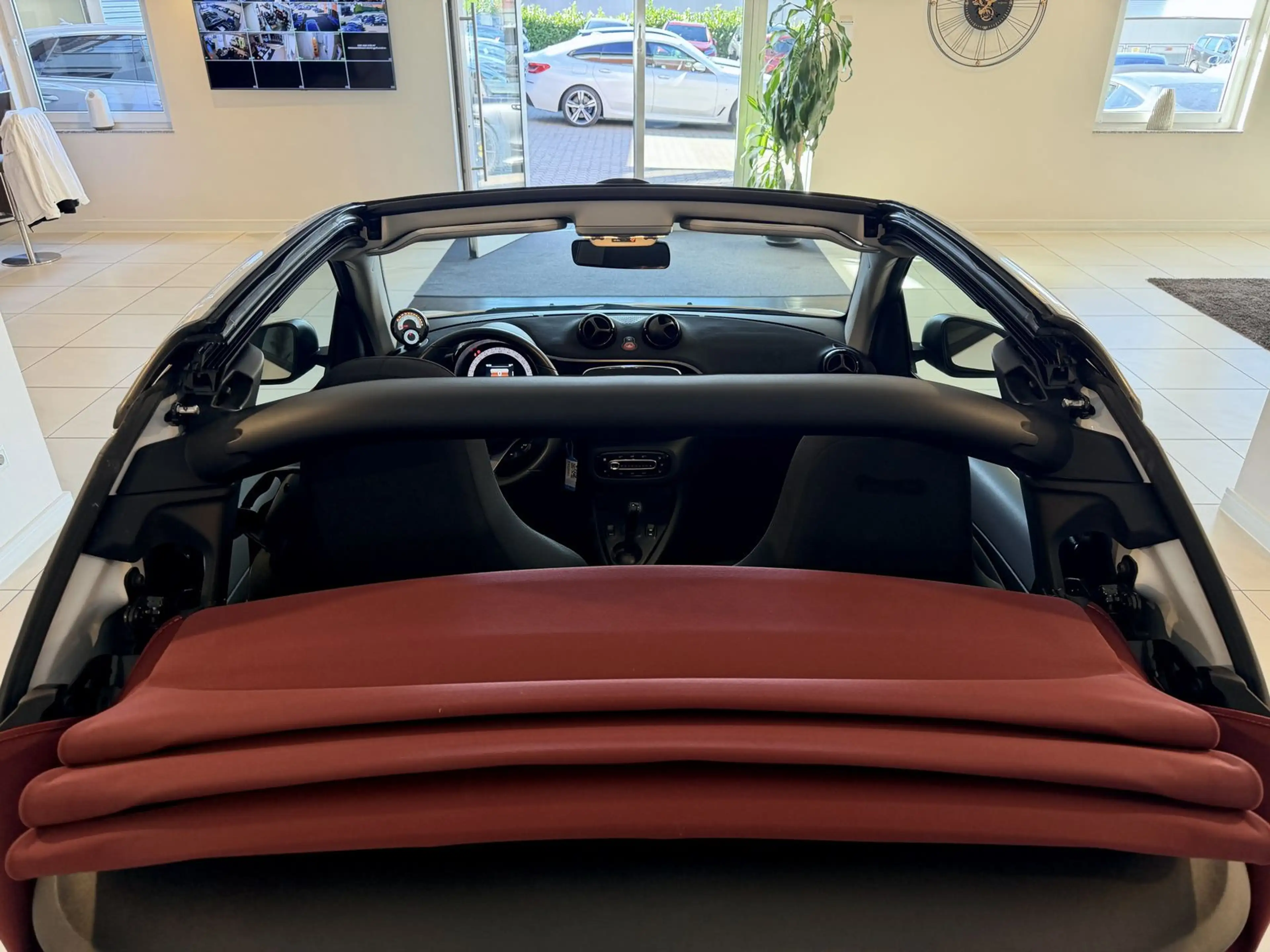 smart forTwo fortwo Cabrio electric drive EQ *1. Hand-MwSt* — photo 9