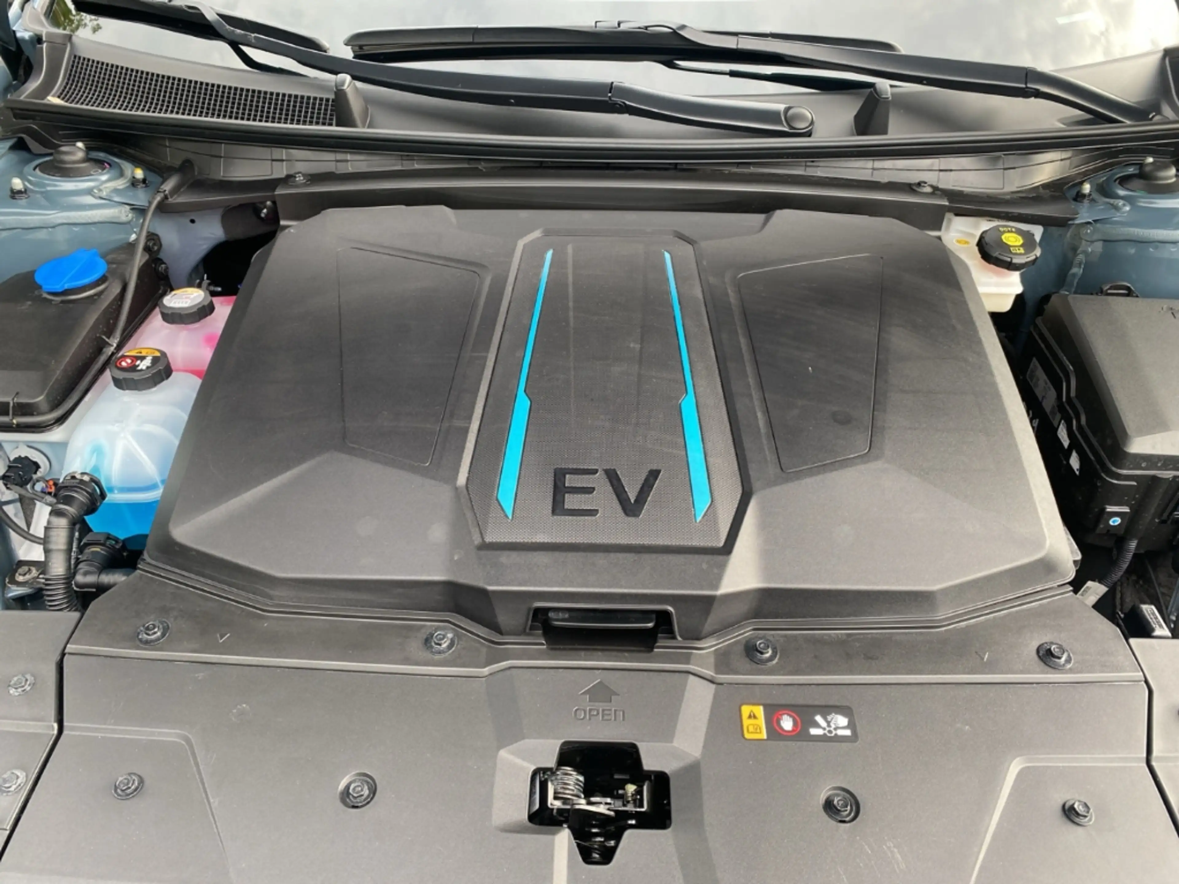 Hyundai IONIQ 5 Basis Elektro Navi Digitales Cockpit LED — photo 6