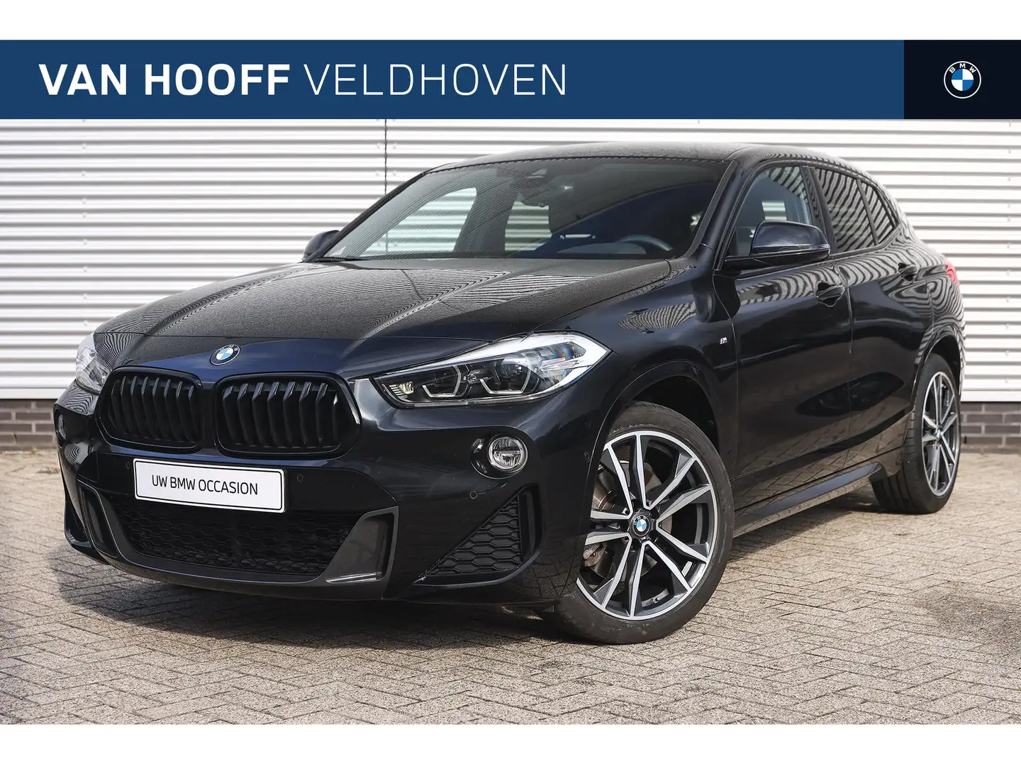 BMW X2 sDrive20i High Executive M Sport Automaat / Sports Schwarz - 1