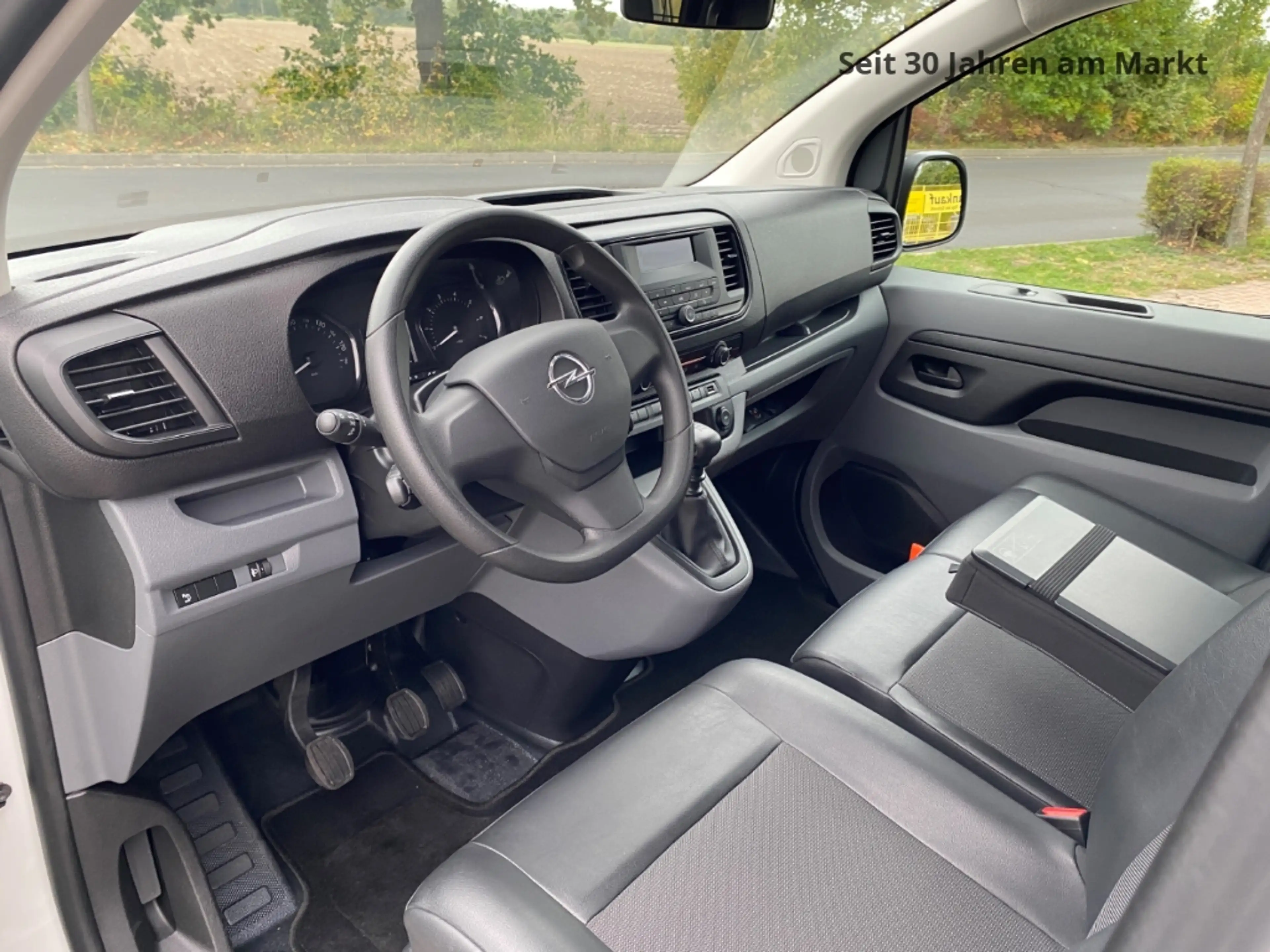 Opel Vivaro Kasten Edition M,Klima,PDC,1.Hand,Scheckheft,WKR, — photo 15