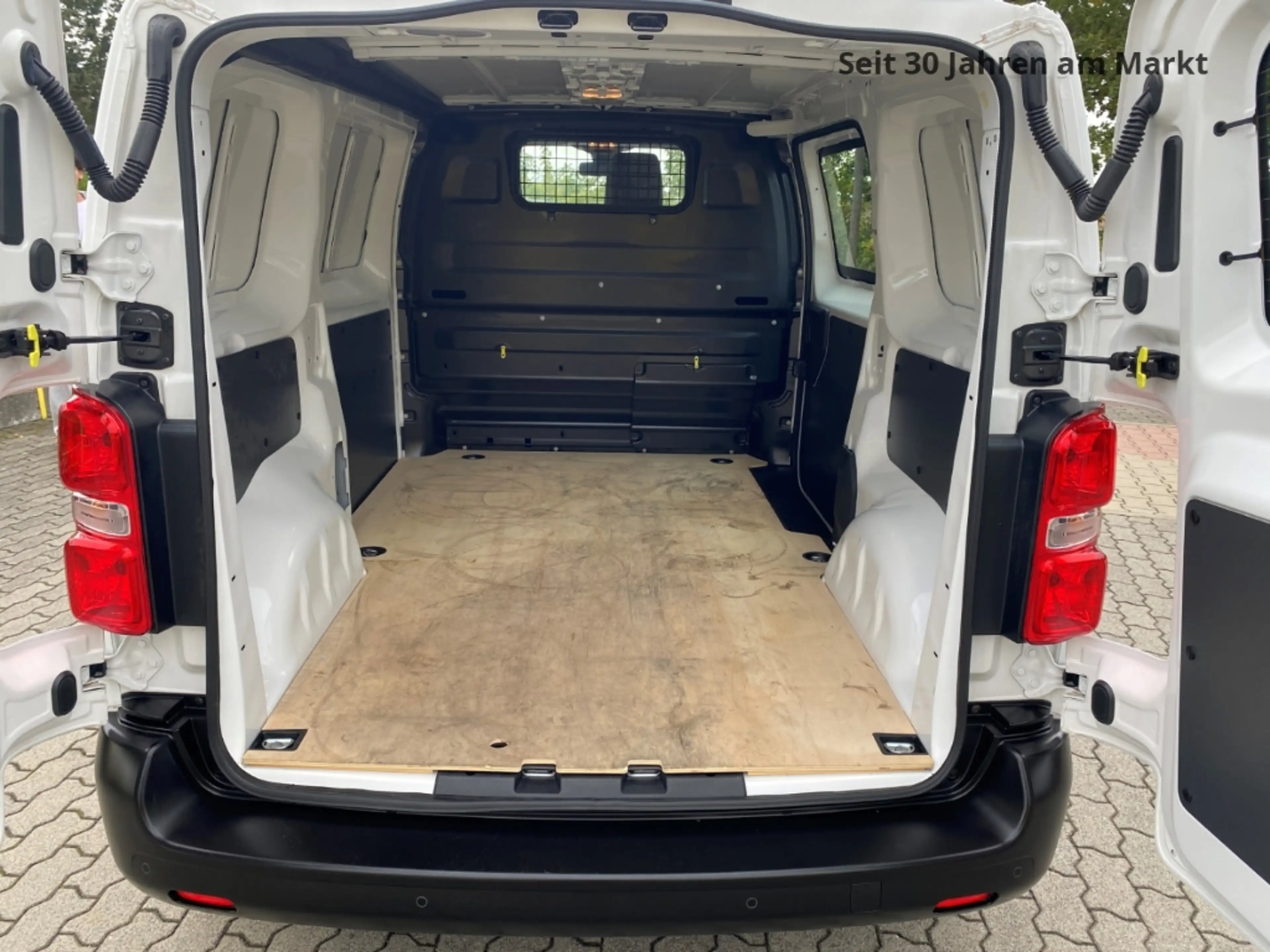 Opel Vivaro Kasten Edition M,Klima,PDC,1.Hand,Scheckheft,WKR, — photo 8
