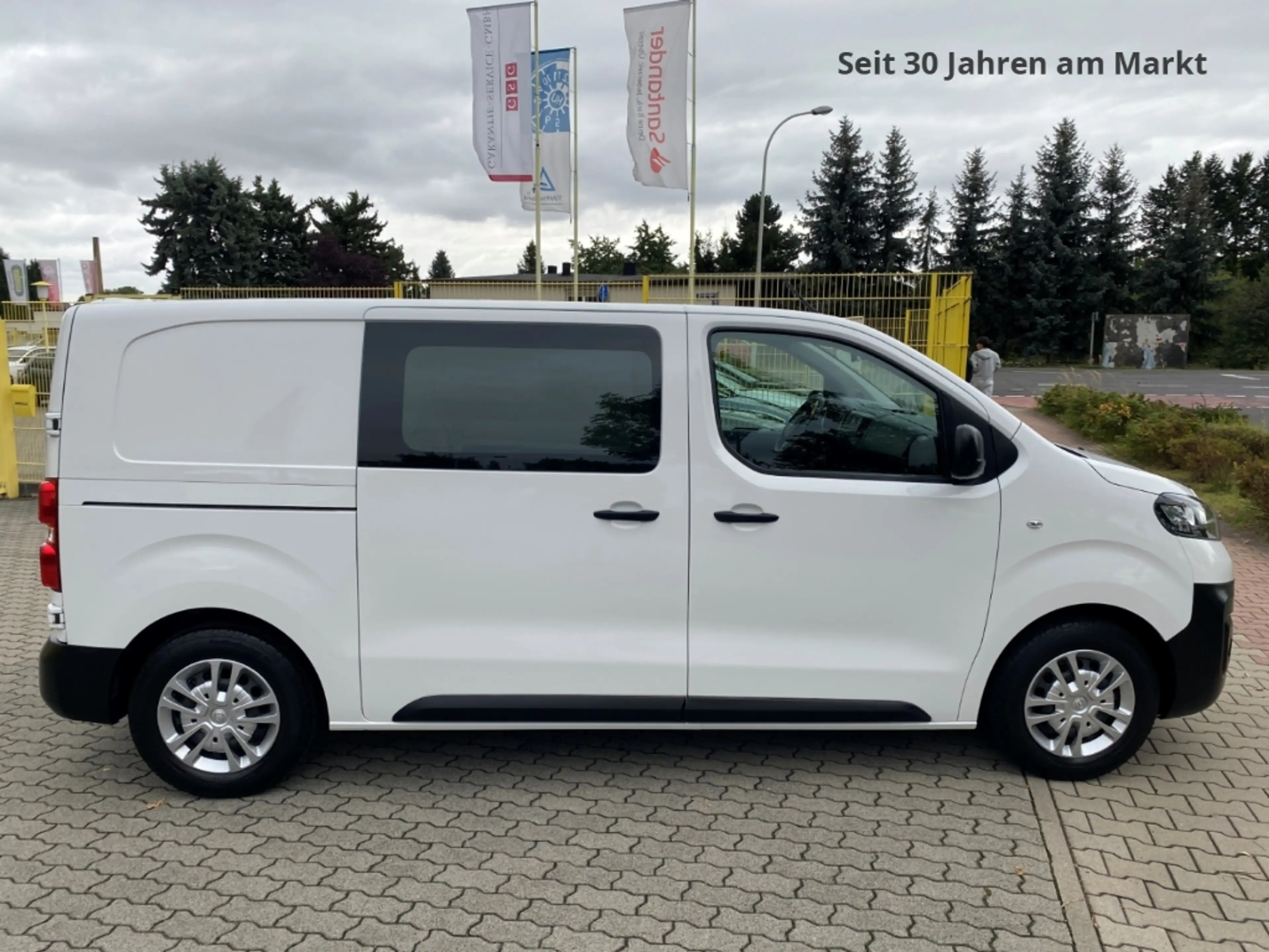 Opel Vivaro Kasten Edition M,Klima,PDC,1.Hand,Scheckheft,WKR, — photo 10