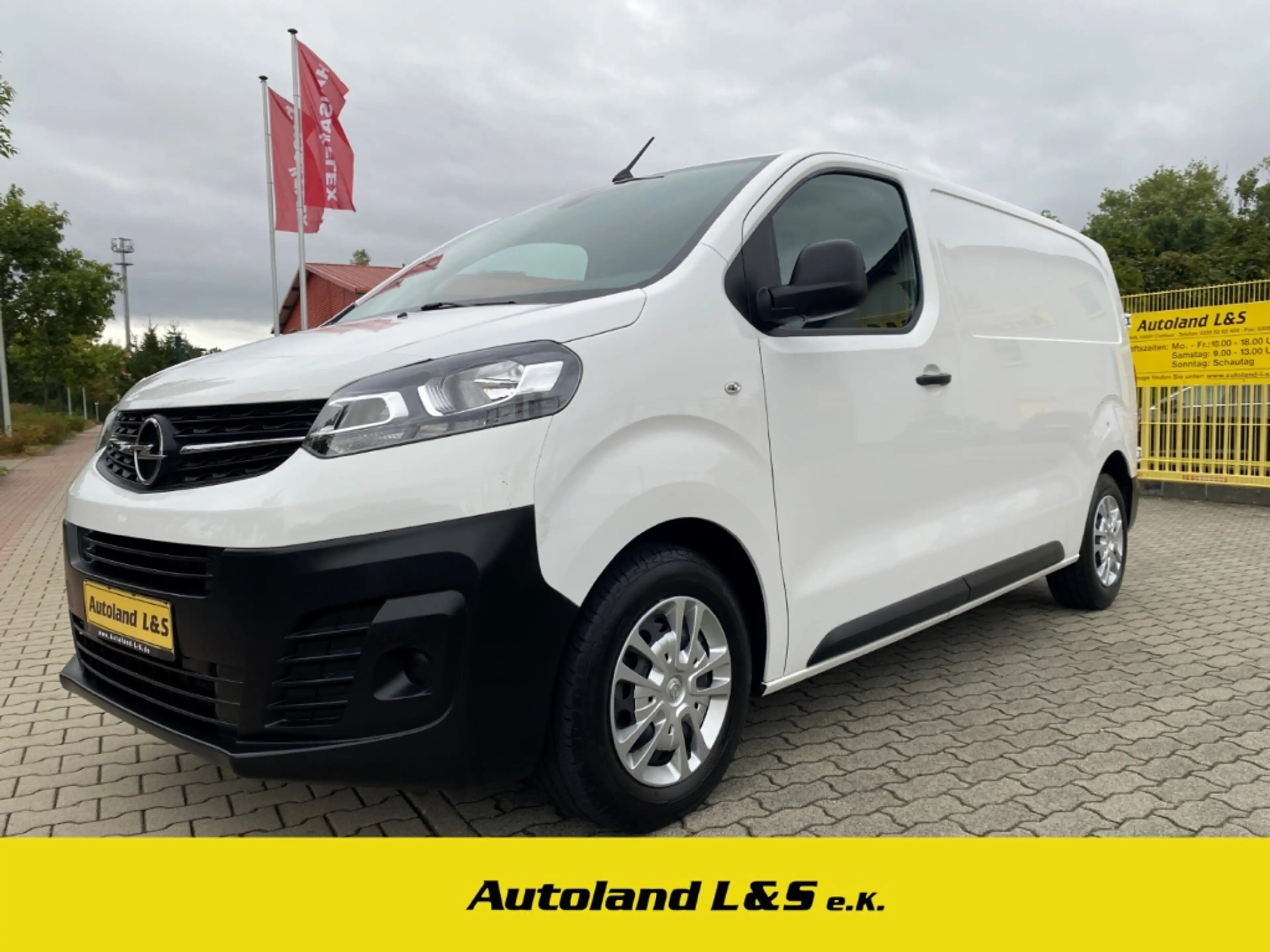 Opel Vivaro Kasten Edition M,Klima,PDC,1.Hand,Scheckheft,WKR,
