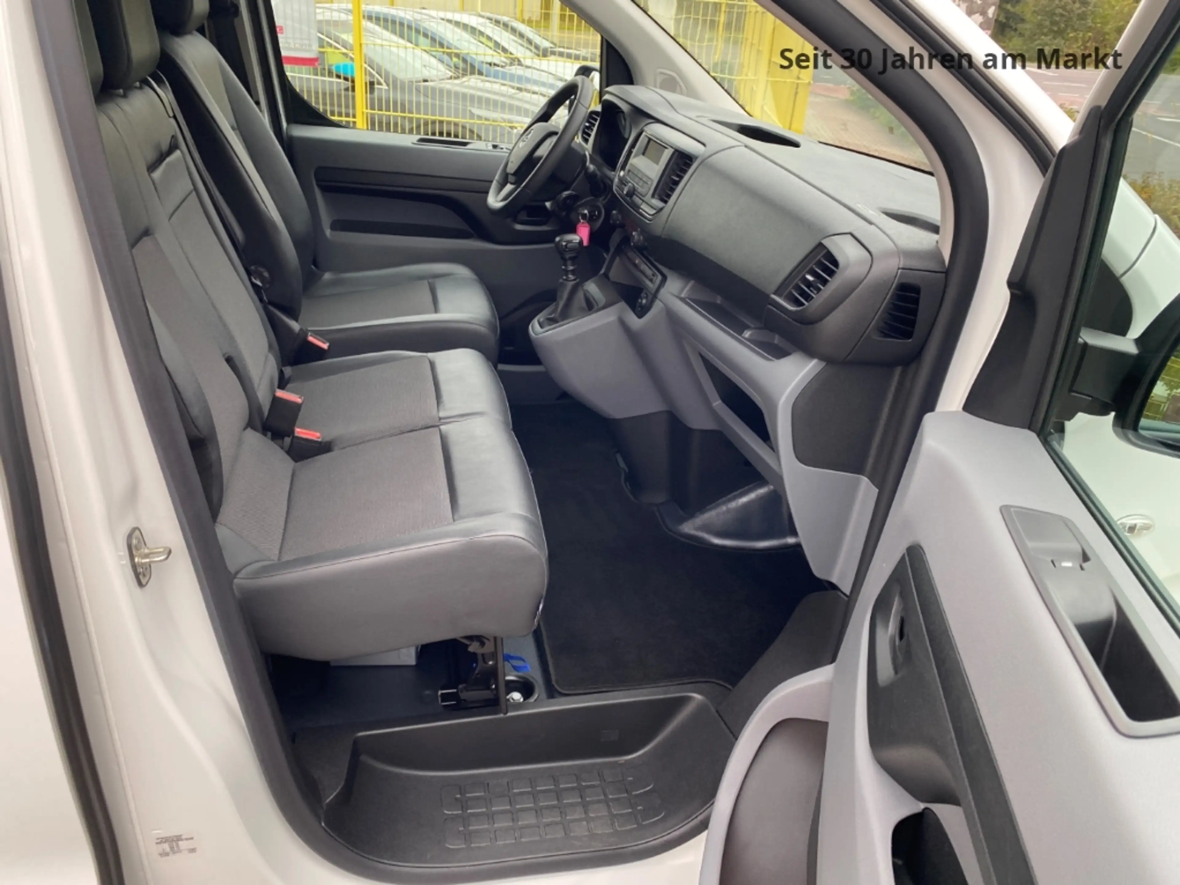Opel Vivaro Kasten Edition M,Klima,PDC,1.Hand,Scheckheft,WKR, — photo 12
