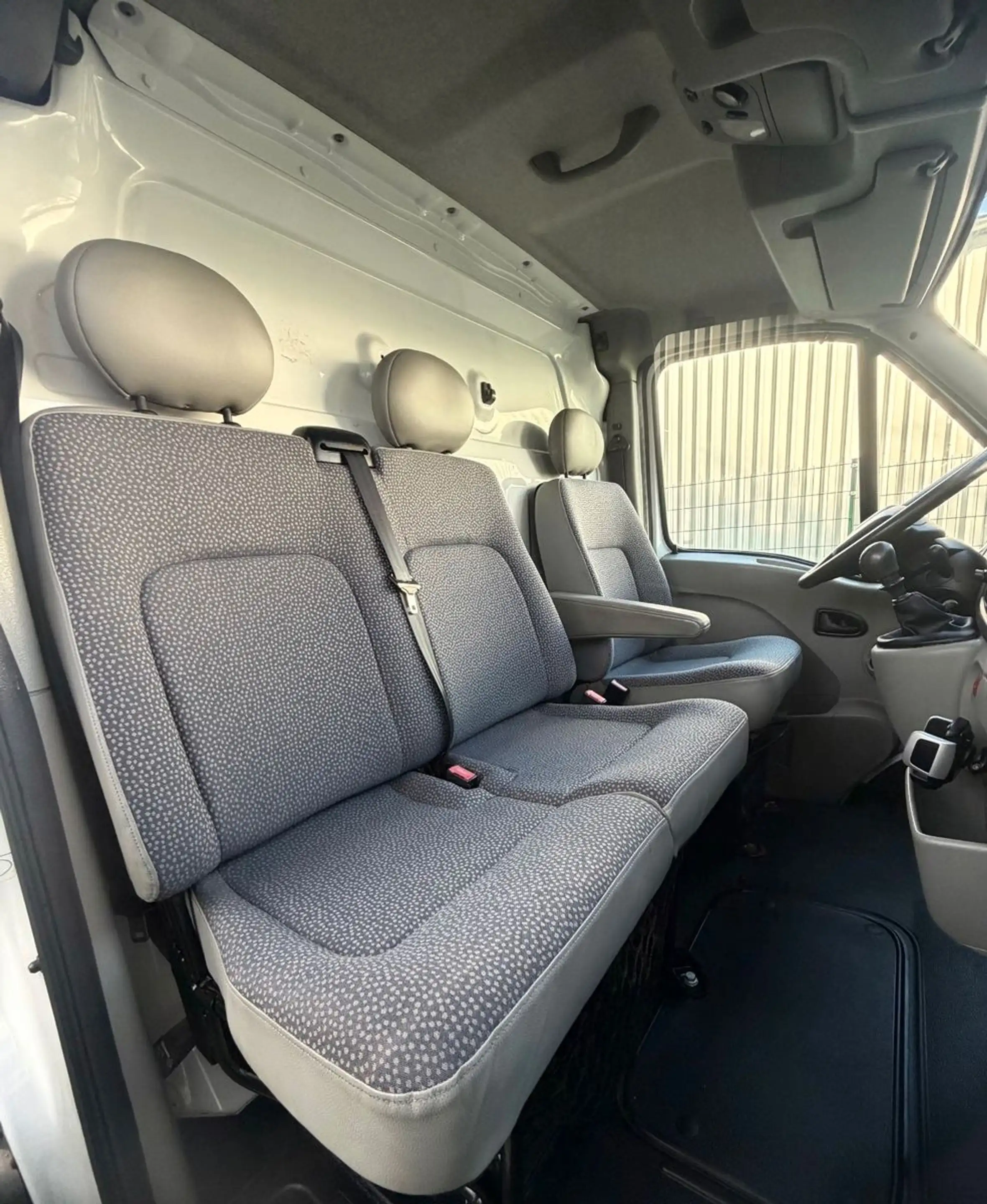 Opel Movano L1H1 2,8t AHK 43.800km Scheckheft MwSt — photo 12