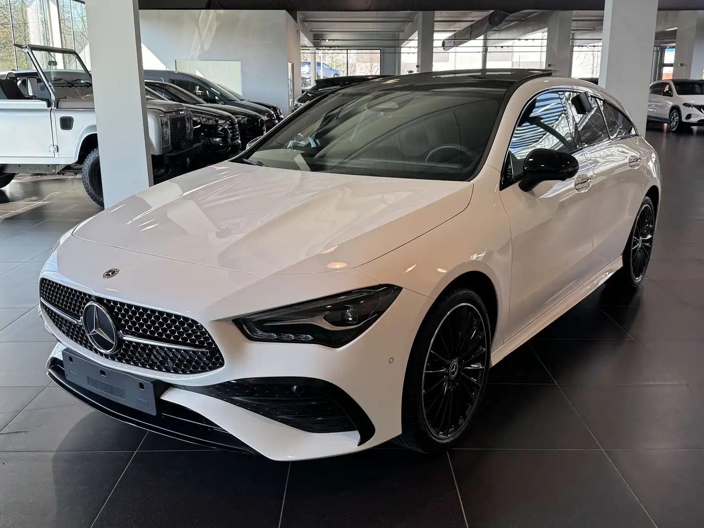 Mercedes-Benz CLA 250 e SB Amg Night Pack, Panorama, 360 Camera, Keyless Negro - 1
