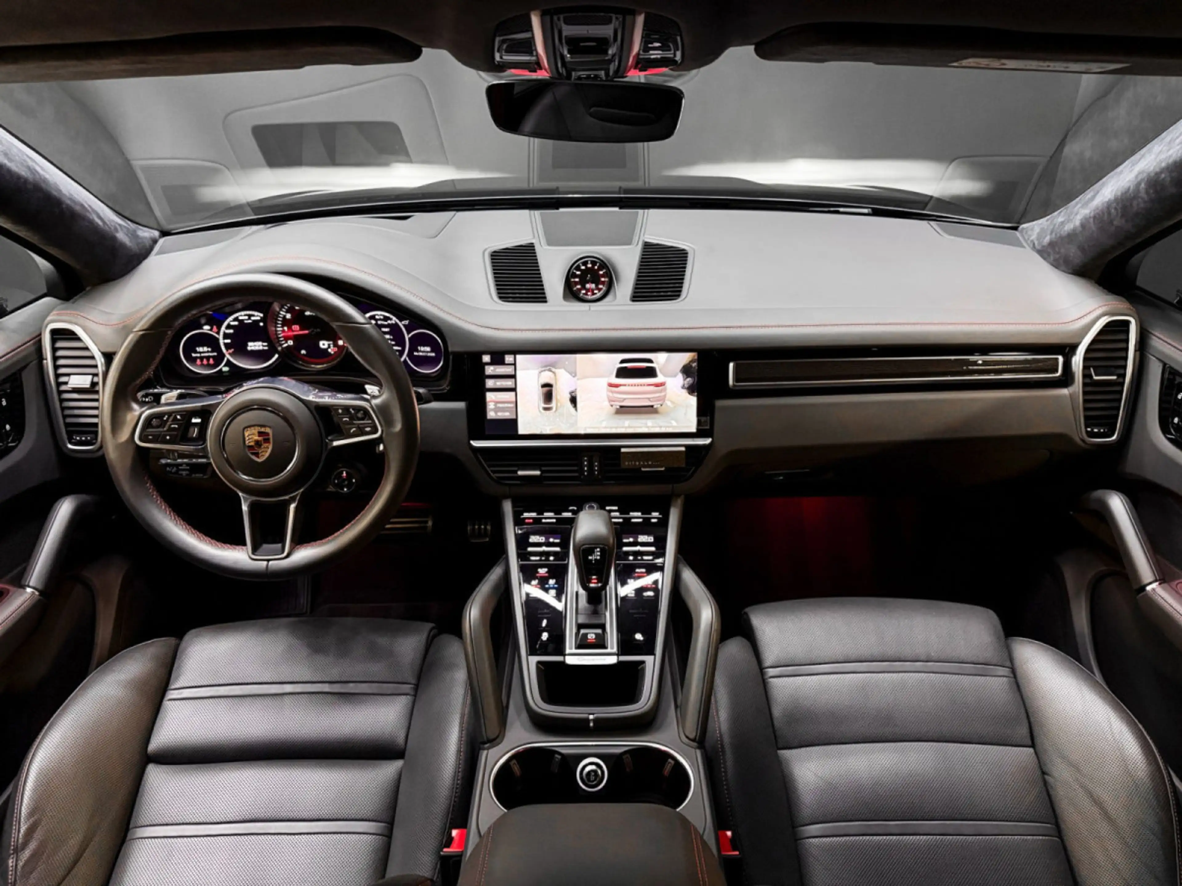 Porsche Cayenne GTS Coupe 4.0 V8 - Ceramic int-ext — photo 11