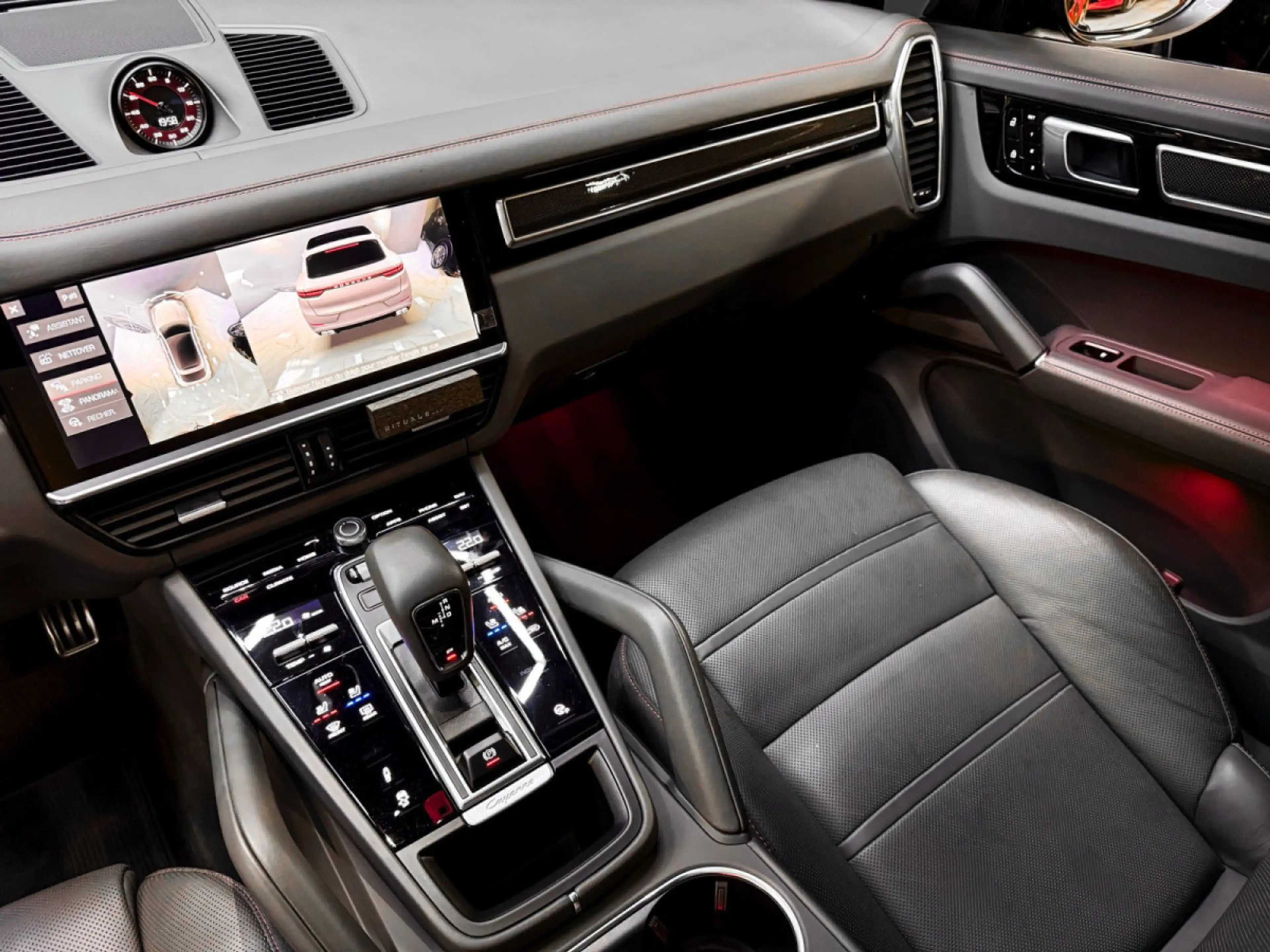 Porsche Cayenne GTS Coupe 4.0 V8 - Ceramic int-ext — photo 13