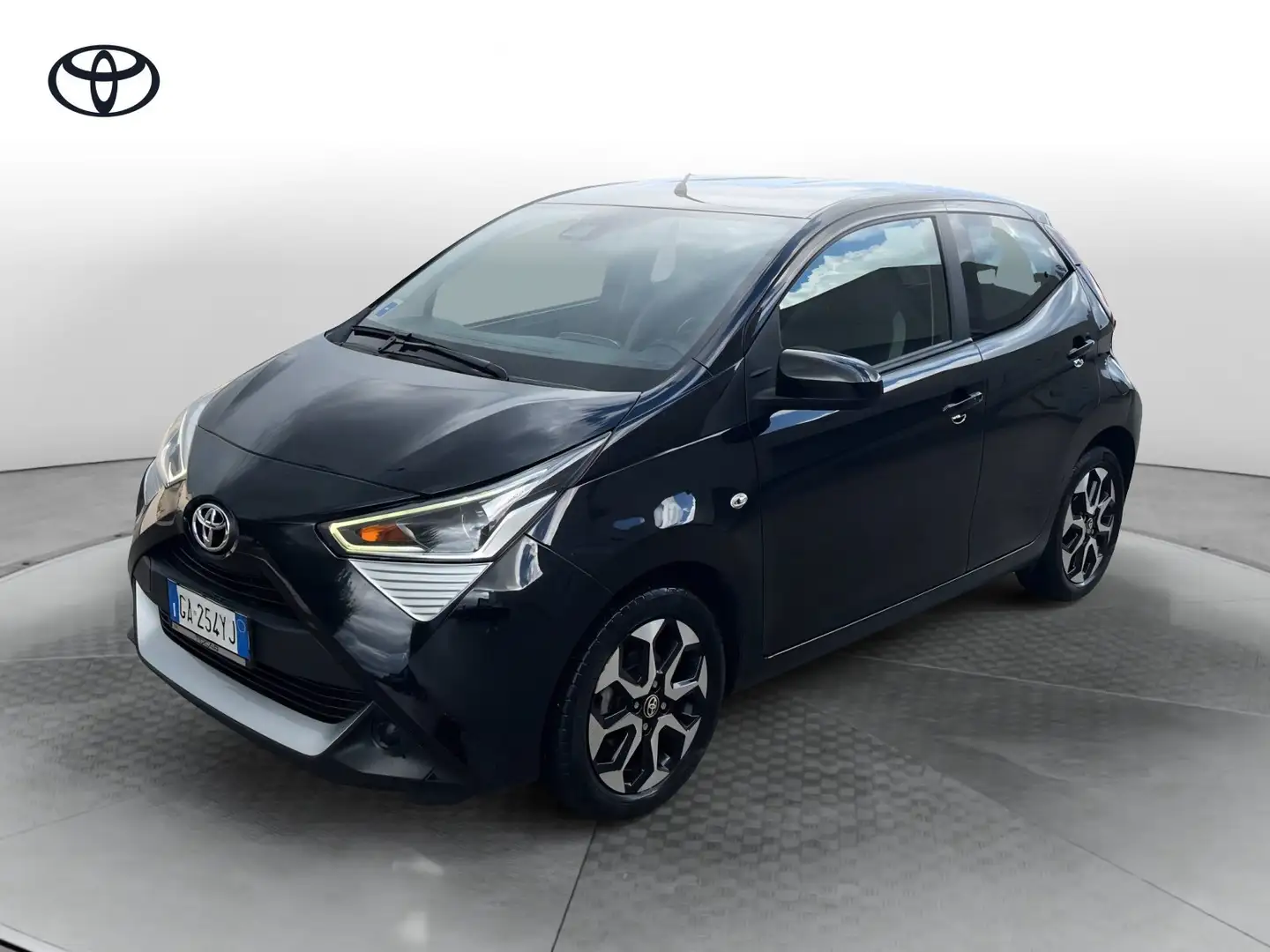 Toyota Aygo Aygo Connect 1.0 VVT-i 72 CV 5 porte x-fun Schwarz - 1