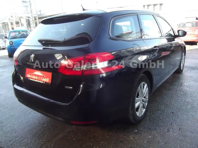 Peugeot 308 SW view 5