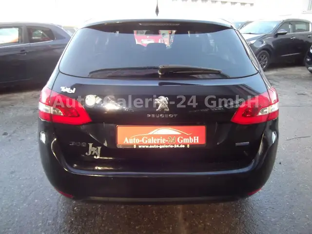 Peugeot 308 SW view 6