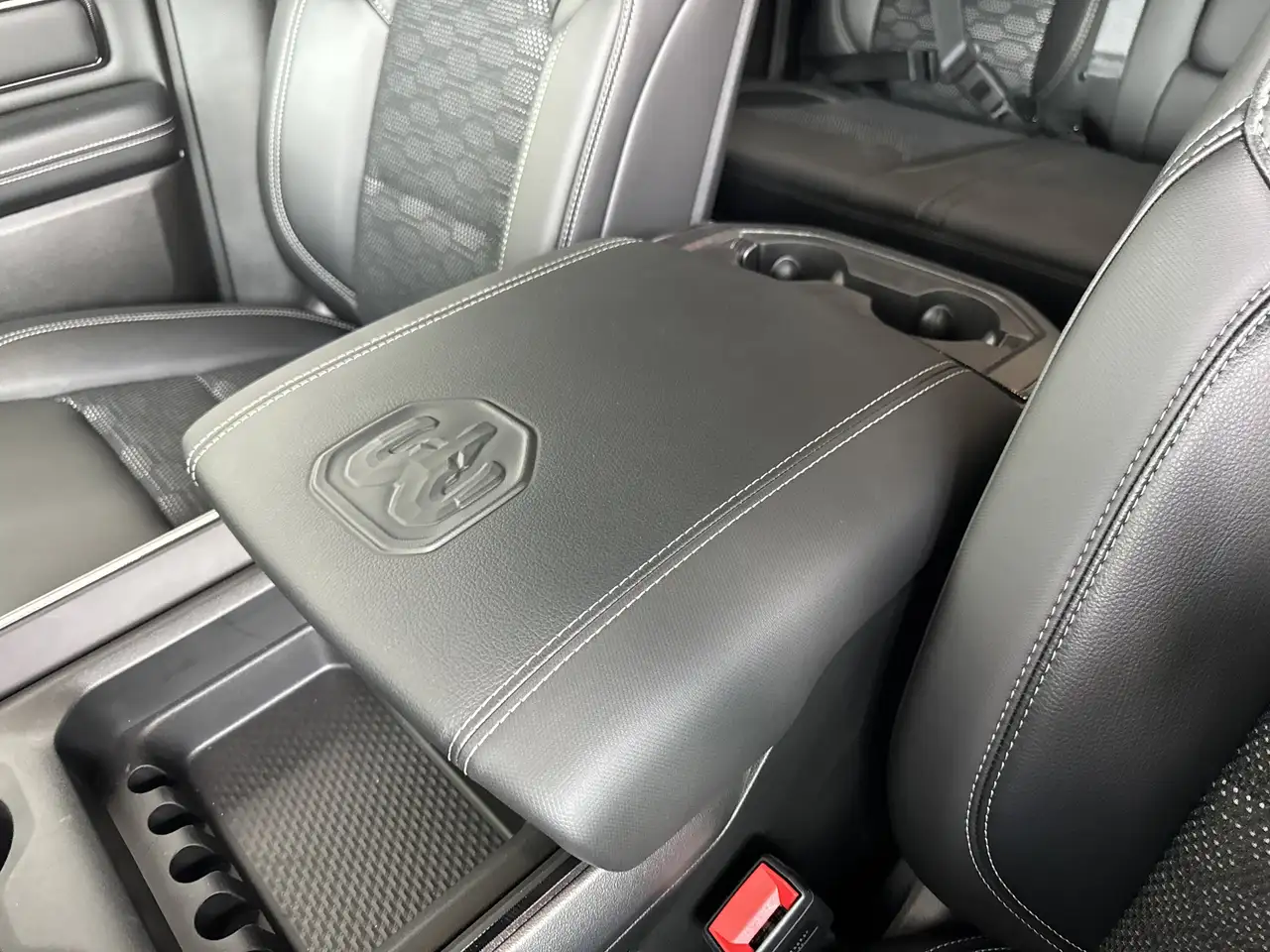 RAM 1500 fotografie RAM 1500