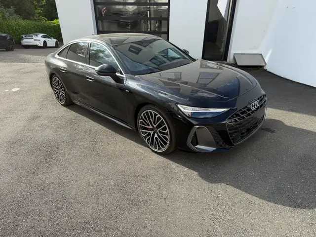 Audi A6 view 4