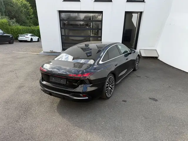 Audi A6 view 8
